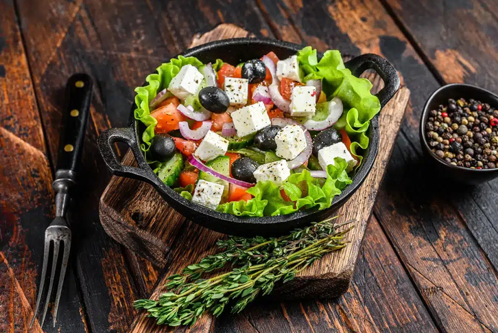 Chế độ ăn Keto và Địa Trung Hải đều giúp giảm huyết áp và giảm cân — nghiên cứu mới xác nhận
