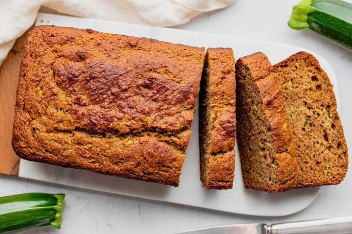 Bánh mì bí ngòi keto với bột hạnh nhân: ít carb, không gluten và dễ làm